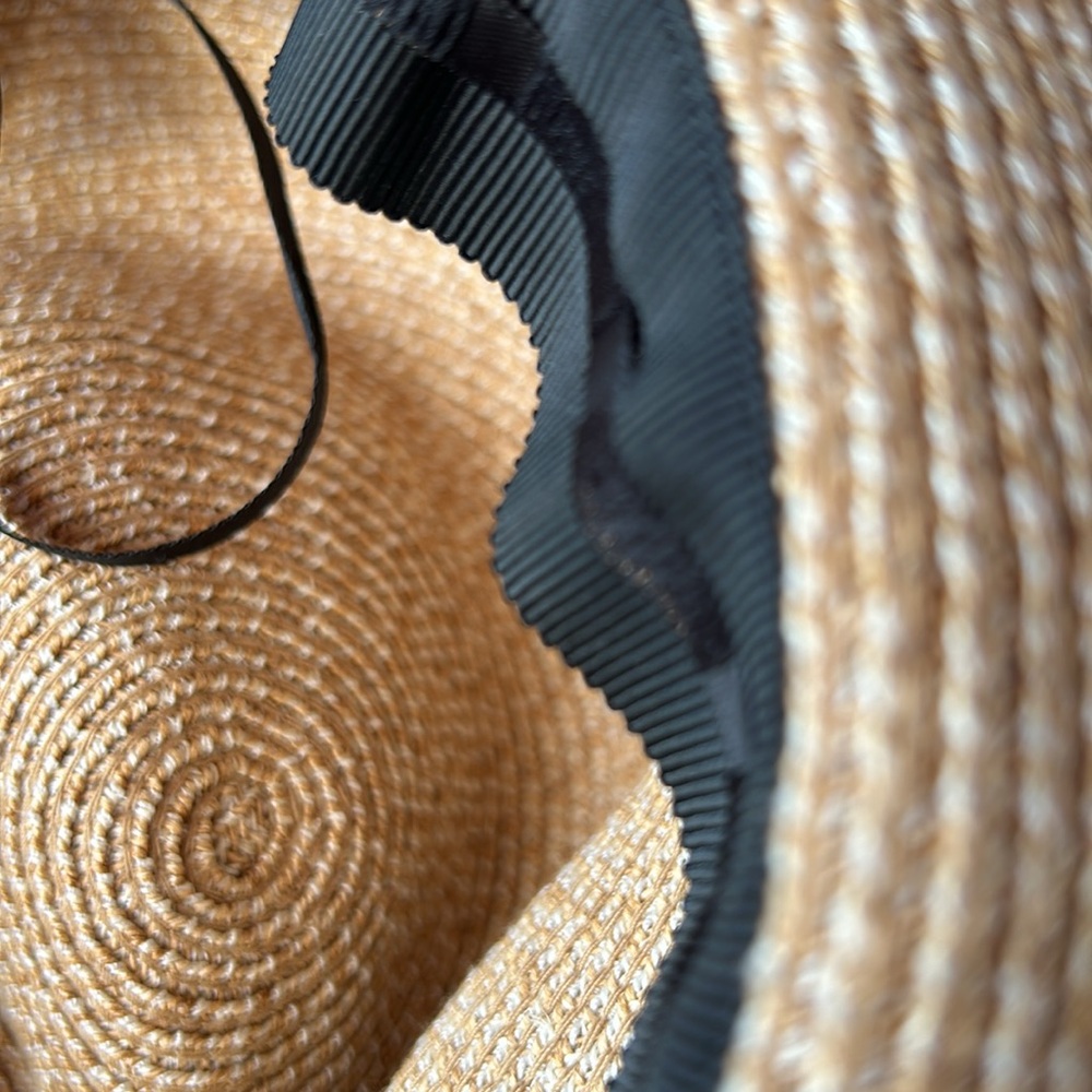 Eugenia Kim like new straw hat adjustable for head size - Picture 6 of 13